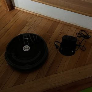 iRobot Roomba 675